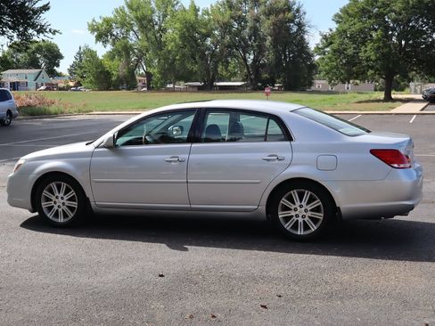 Used 2007 Toyota Avalon Limited FWD image 8