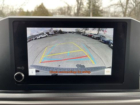 Certified 2025 Toyota 4Runner SR5 image 18