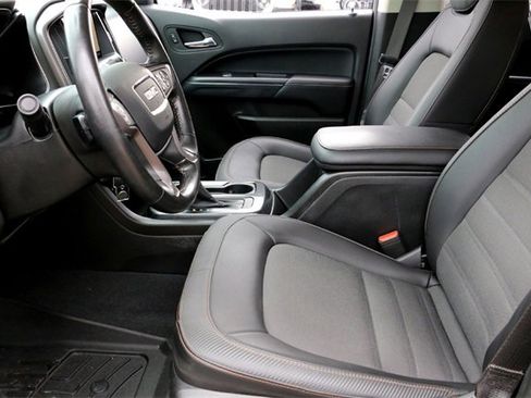 Used 2022 GMC Canyon AT4 w/ Trailering Package image 10