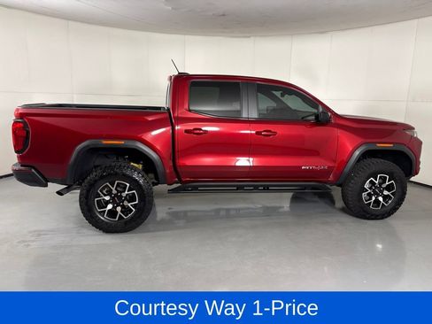 Used 2025 GMC Canyon AT4 w/ AT4X Package AWD/4WD image 12