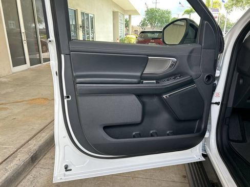 Used 2025 Ford Expedition Platinum AWD/4WD image 54