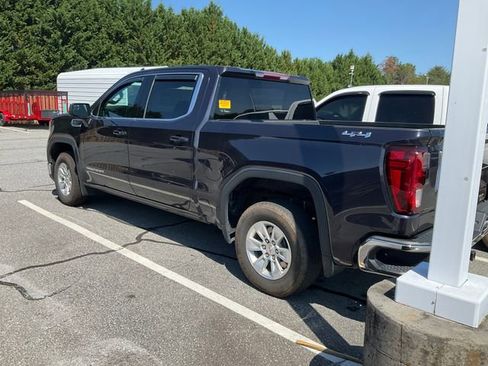 Used 2023 GMC Sierra 1500 SLE AWD/4WD image 4