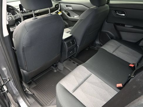 Certified 2026 Nissan Rogue SV w/ Cold Weather Package FWD image 17