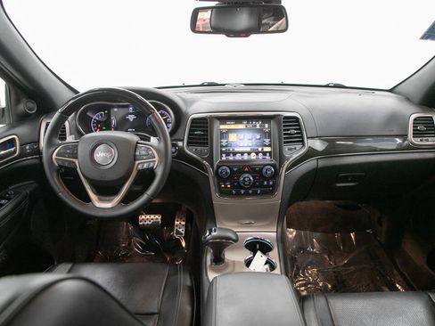 Used 2015 Jeep Grand Cherokee Overland w/ Advanced Technology Group AWD/4WD image 16