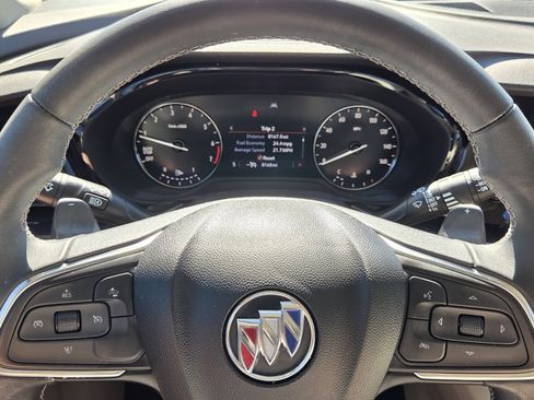 Used 2023 Buick Envision Preferred image 17