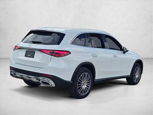 New 2026 Mercedes-Benz GLC 300 image 2
