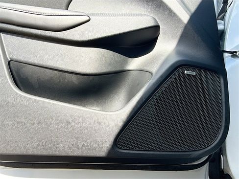 New 2025 Mitsubishi Outlander ES image 19