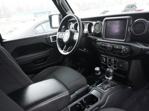 Used 2022 Jeep Gladiator Sport AWD/4WD image 24