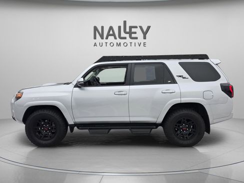 Used 2021 Toyota 4Runner TRD Off-Road Premium image 2