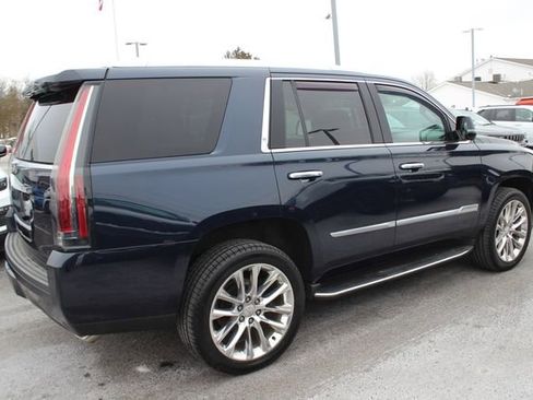 Used 2019 Cadillac Escalade Luxury image 33