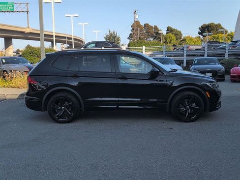 Used 2024 Volkswagen Tiguan SE R-Line FWD image 4