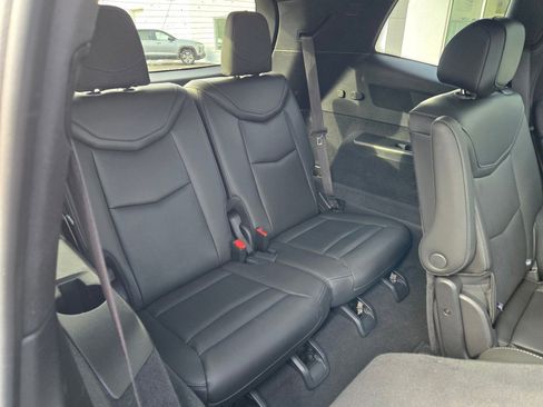 Certified 2025 Cadillac XT6 Premium Luxury image 11