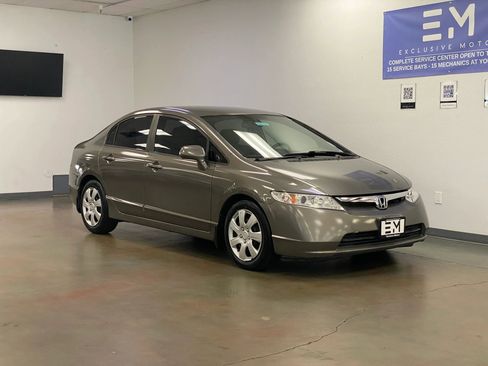 Used 2008 Honda Civic LX image 2