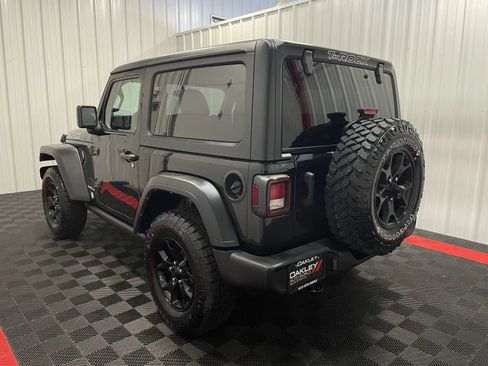 Used 2022 Jeep Wrangler Sport AWD/4WD image 6