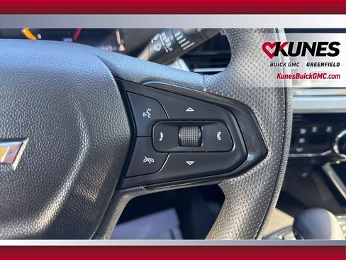 Used 2025 Chevrolet Trax LT image 19