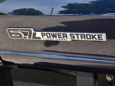 Used 2025 Ford F250 Lariat image 39