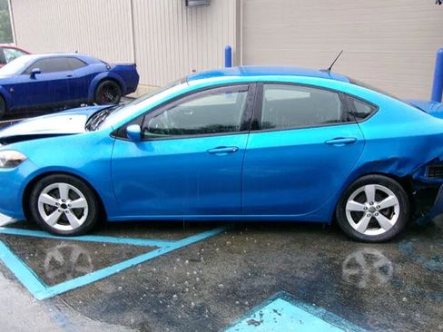 Used 2016 Dodge Dart SXT FWD image 1