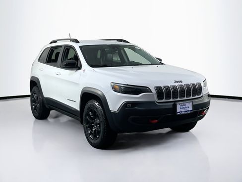 Used 2022 Jeep Cherokee Trailhawk w/ Trailer Tow Group image 3