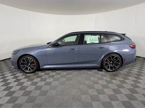 New 2026 BMW M5 Touring image 6