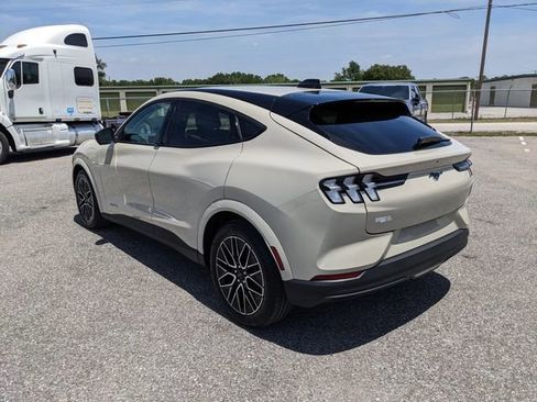 Certified 2025 Ford Mustang Mach-E Premium AWD/4WD image 6
