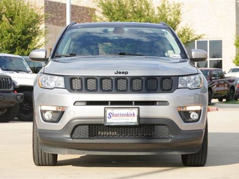 Certified 2020 Jeep Compass Latitude image 2