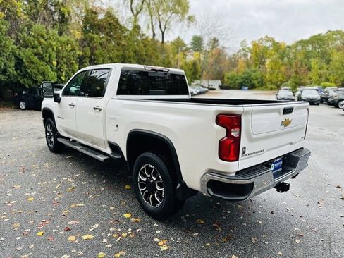 Used 2022 Chevrolet Silverado 3500 LTZ w/ LTZ Plus Package image 8