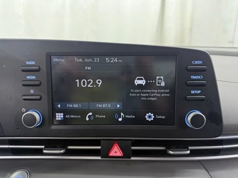 Used 2026 Hyundai Elantra Sport FWD image 25