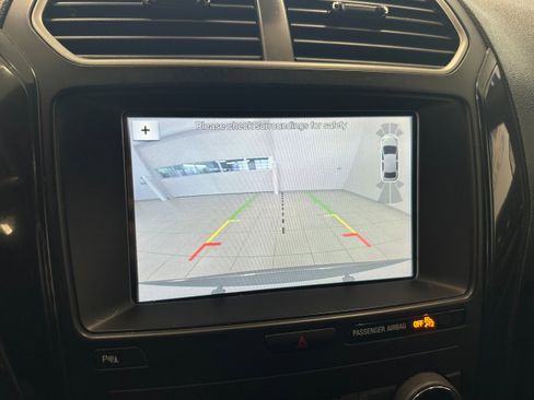 Used 2018 Ford Explorer XLT w/ Equipment Group 202A image 21