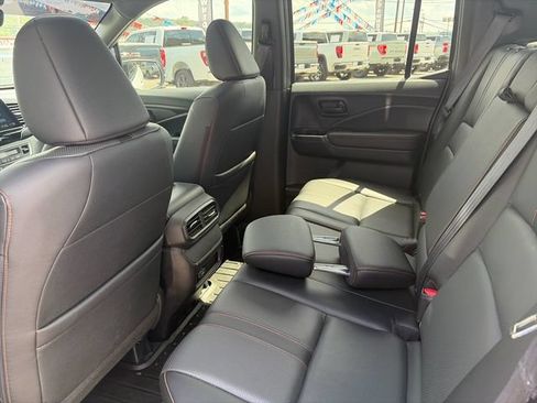 Used 2025 Honda Ridgeline TrailSport image 14
