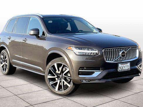 Used 2023 Volvo XC90 B6 Plus w/ Protection Package Premier image 2