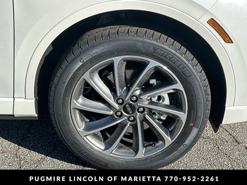 New 2026 Lincoln Corsair Grand Touring AWD/4WD image 12