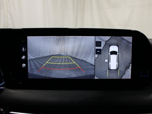 Used 2023 Hyundai Palisade Limited FWD image 16