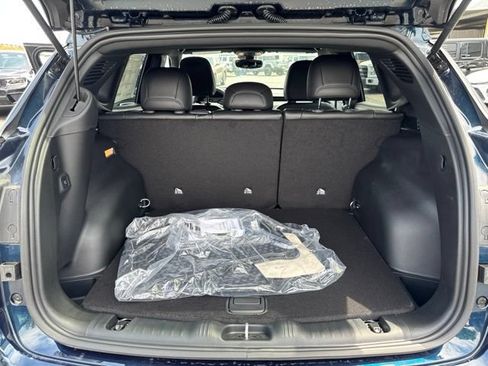 New 2026 Jeep Compass Latitude AWD/4WD image 18