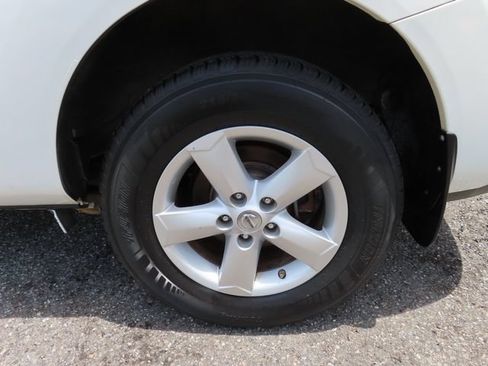 Used 2013 Nissan Rogue S w/ Special Edition Pkg AWD/4WD image 30