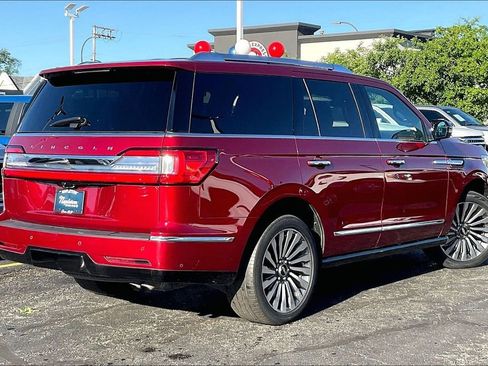 Used 2019 Lincoln Navigator Reserve AWD/4WD image 12