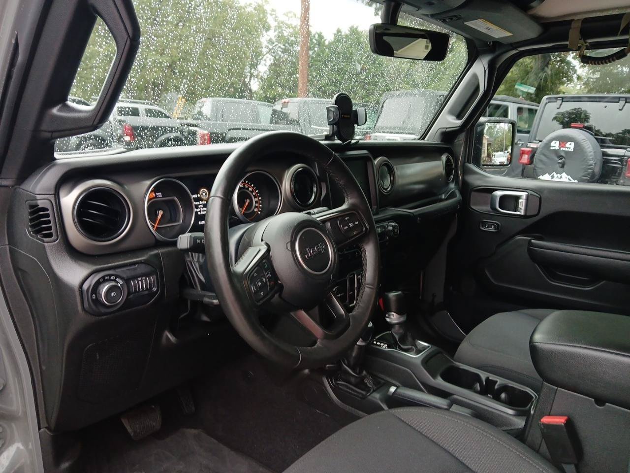 Used 2022 Jeep Wrangler Unlimited Sport AWD/4WD image 18