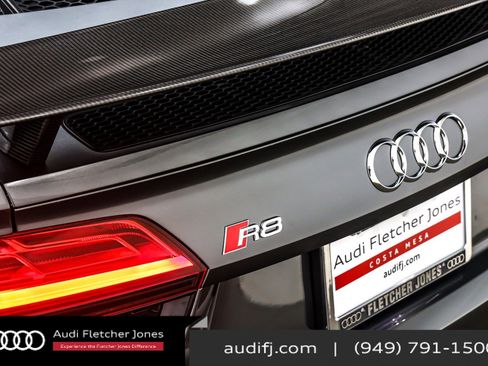 Used 2017 Audi R8 V10 plus image 9