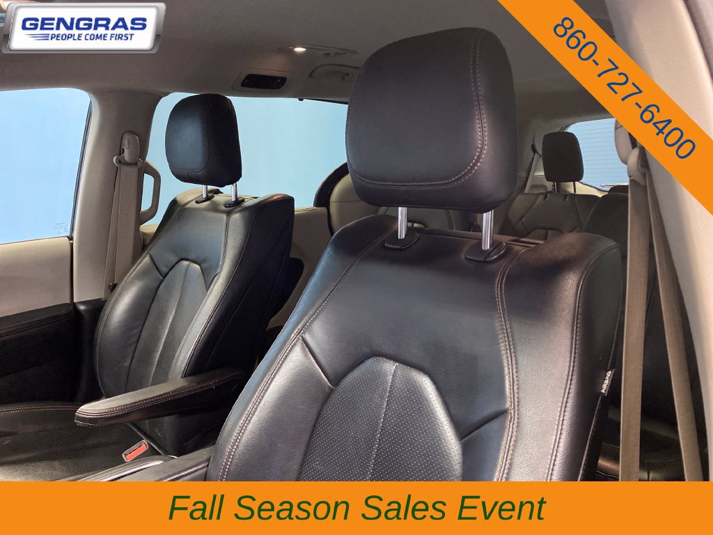 Certified 2017 Chrysler Pacifica Touring-L Plus w/ Advanced Safetytec Group FWD image 9