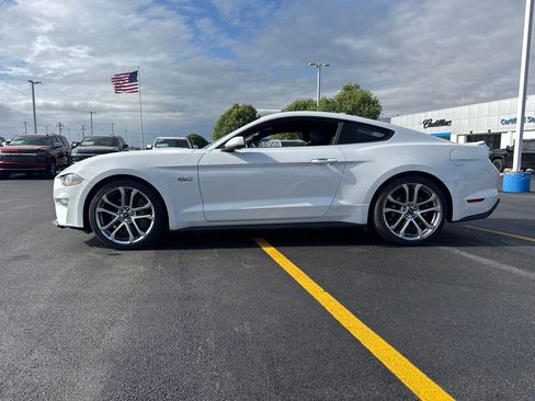 Used 2022 Ford Mustang GT Premium image 3