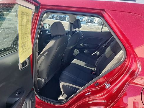 Certified 2025 Hyundai Venue SEL image 11
