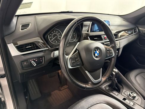 Used 2018 BMW X1 xDrive28i AWD/4WD image 4