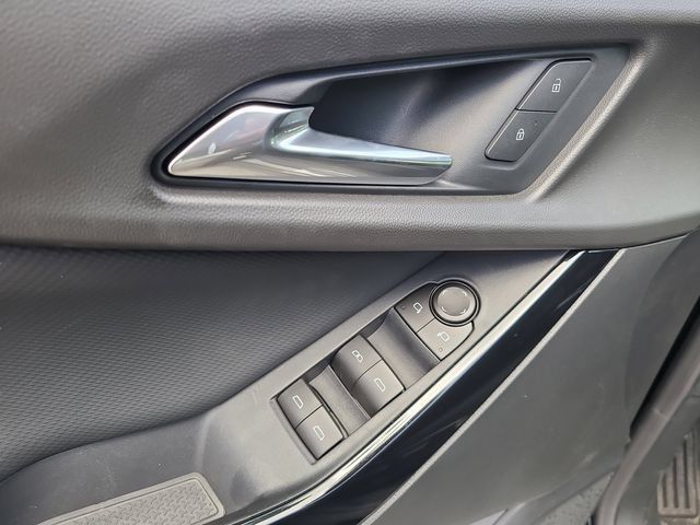 New 2026 Chevrolet Equinox LT w/ Safety and Technology Package FWD image 16