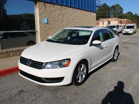 Used 2013 Volkswagen Passat 2.5 SE image 3
