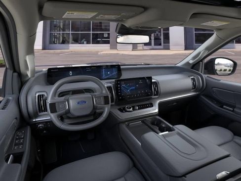 New 2026 Ford Expedition Active AWD/4WD image 9