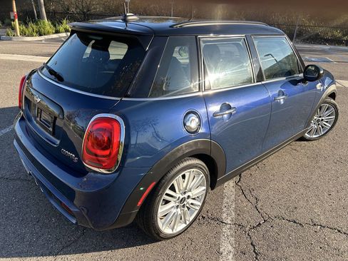 Used 2016 MINI Cooper S image 6
