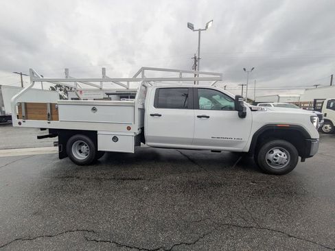 New 2026 GMC Sierra 3500 Pro w/ Convenience Package image 5