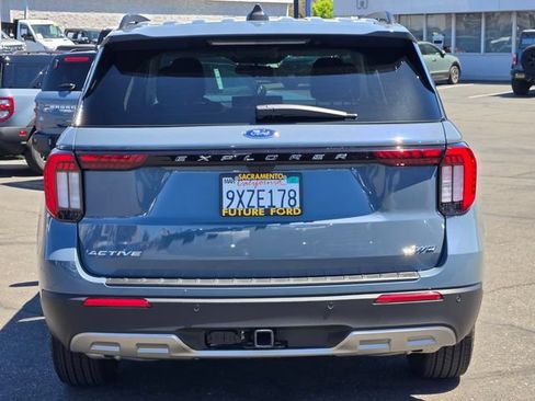 New 2026 Ford Explorer Active w/ Active Comfort Package AWD/4WD image 5