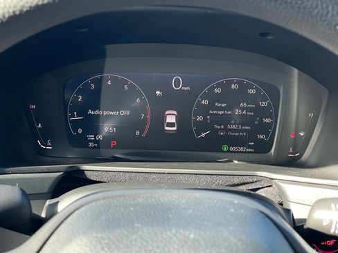 Certified 2025 Honda Accord LX image 13