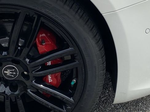 New 2024 Maserati Ghibli Modena image 13