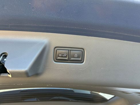 Used 2025 Hyundai Santa Fe SEL image 23